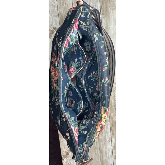 Cath Kidston Crossbody Bag NAVY BLUE Floral Matt Oil Cloth - Picture 14 of 16
